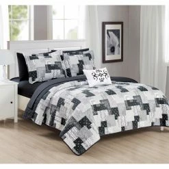 Brand new 👍 King Viona Quilt Set By Chic Home 👍 -Greenland Home Fashions shop detail2CHIH802