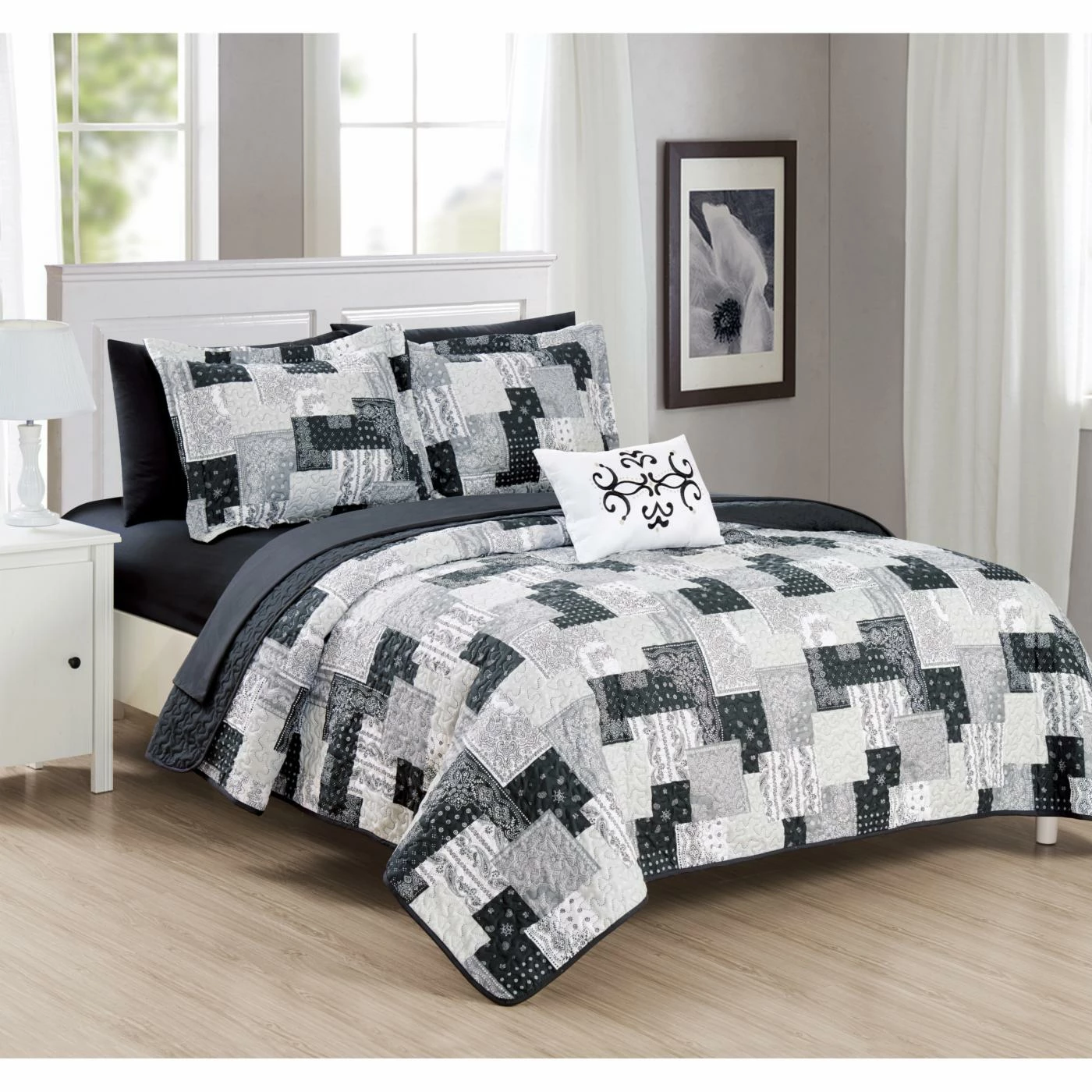 Discount π₯ King Viona Quilt Set Bed In A Bag By Chic Home π 6 Discount π₯ King Viona Quilt Set Bed In A Bag By Chic Home π - Image 4