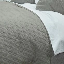 Budget 🧨 King Urban Mesh Quilt By Rizzy Home 🧨 -Greenland Home Fashions shop detail3RIZ1513