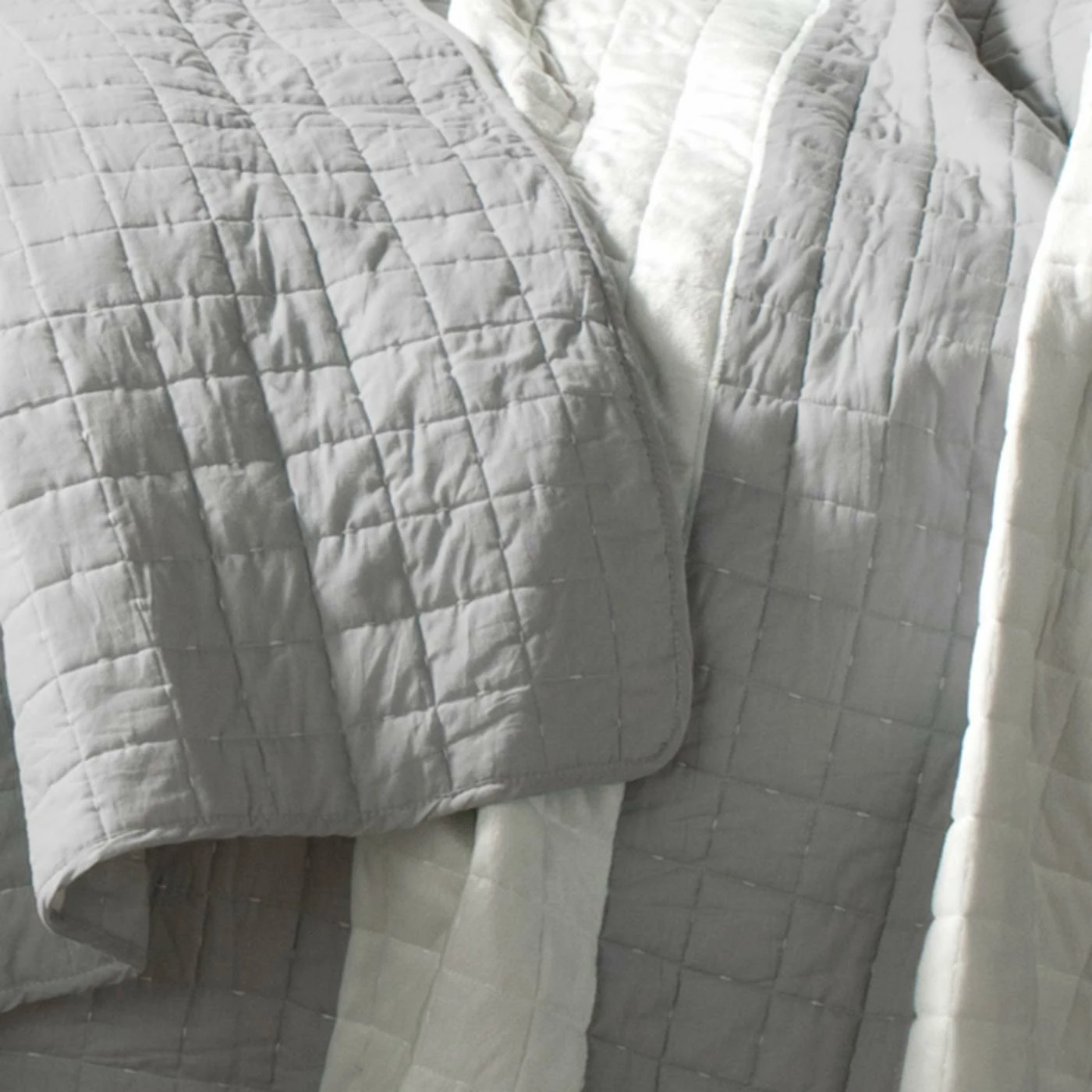 Budget ๐ฅฐ Triangle Home Fashions King Berlin Stripe 3 Piece Quilt Set ๐ฅ 10 Budget ๐ฅฐ Triangle Home Fashions King Berlin Stripe 3 Piece Quilt Set ๐ฅ - Image 8