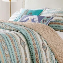 Hot Sale 🔔 King Barefoot Bungalow Phoenix Reversible Quilt Set ⭐ -Greenland Home Fashions shop detailGRNLD593