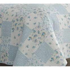 Best Sale ❤️ Queen Kenna Quilt Set By Laura Ashley ⭐ -Greenland Home Fashions shop detailREVM1543
