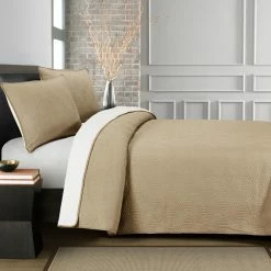 New 🤩 King Honeycomb Reversible Embroidered Quilt Set By Brielle ⌛ -Greenland Home Fashions shop detailZORL010