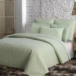Budget 🤩 King Avani Quilt Set By Estate Collection ❤️