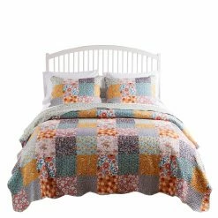 Best Sale 🛒 King Barefoot Bungalow Carlie Reversible Quilt Set 💯