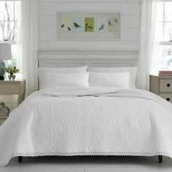 Promo 👍 King Heirloom Crochet White Quilt Set By Laura Ashley 😍
