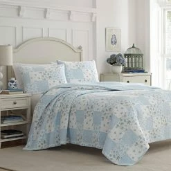 Best Sale ❤️ Queen Kenna Quilt Set By Laura Ashley ⭐