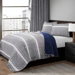 Brand new 👍 King Marlton Stripe 3 Piece Quilt Set By Lush Decor 🎁